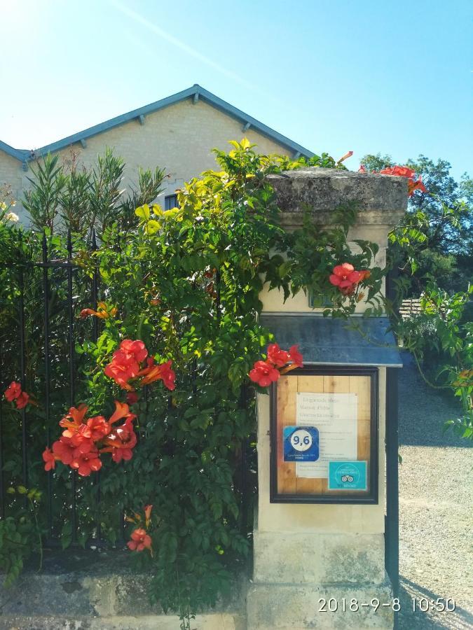 Chambre d'Hôtes La Grenade Bleue Pons Exterior foto